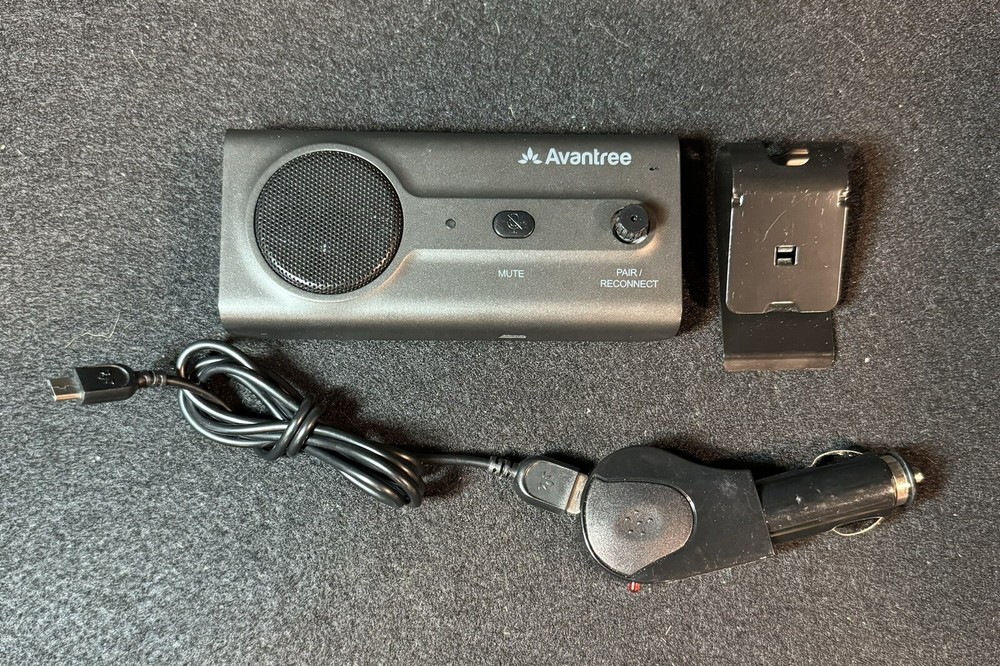 Avantree CK11 Hands Free Bluetooth for Cell Phone Car Kit with Siri support