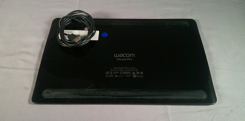 WACOM PTH660 USED