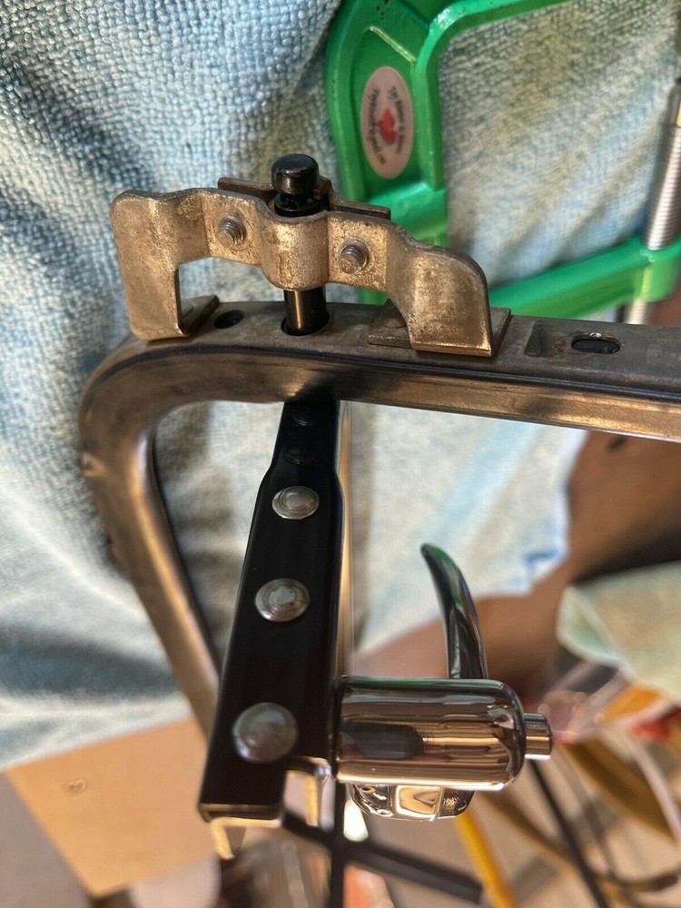 Vent Window Riveter Tool