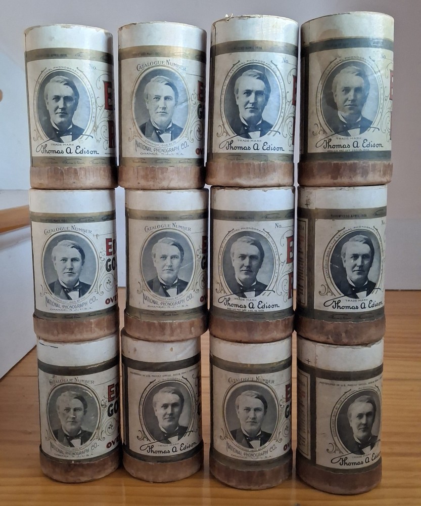 12 EMPTY ORIGINAL EDISON TWO MINUTE CYLINDER RECORD BOXES NO RECORDS OR LIDS