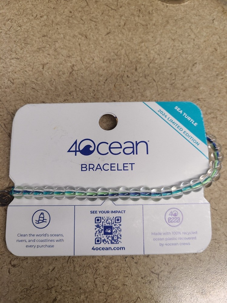 4Ocean Sea Turtle Bracelet