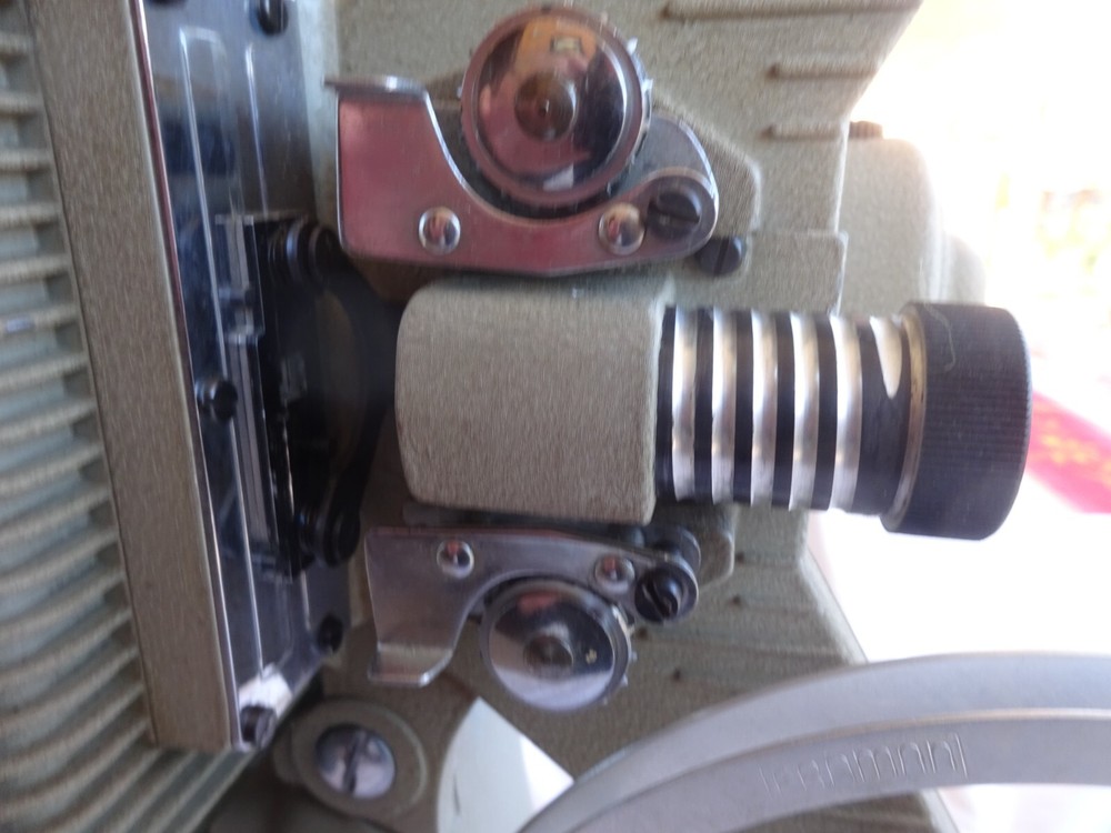 VINTAGE "ASTRO" PROJECTOR - 8mm - Untested -