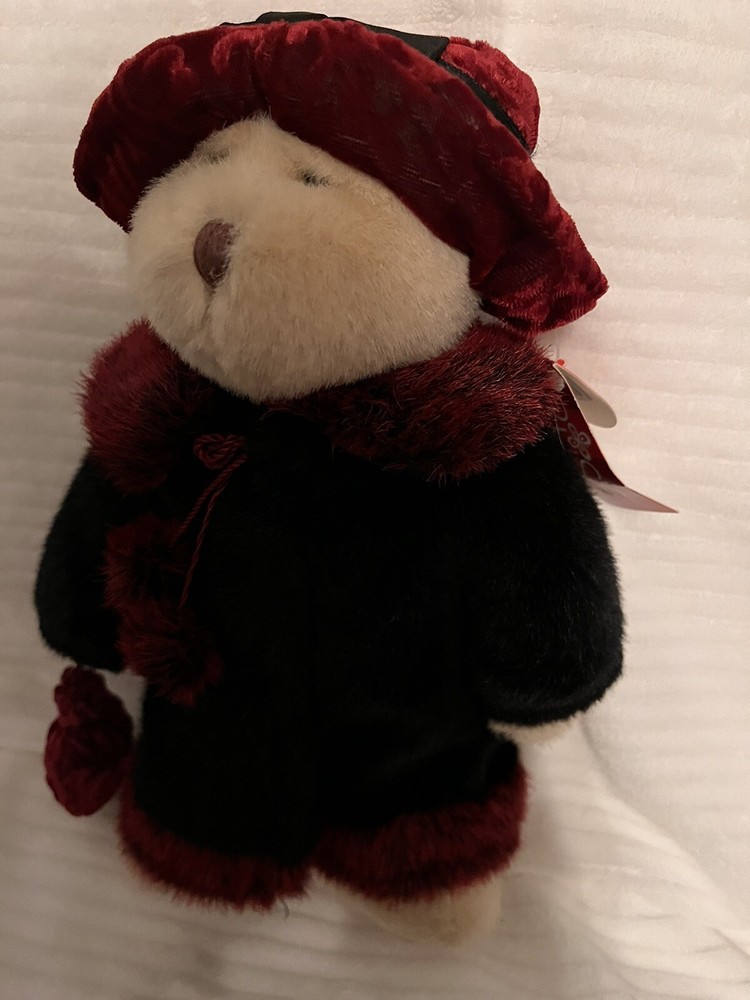 Vintage Russ Teddy Bears