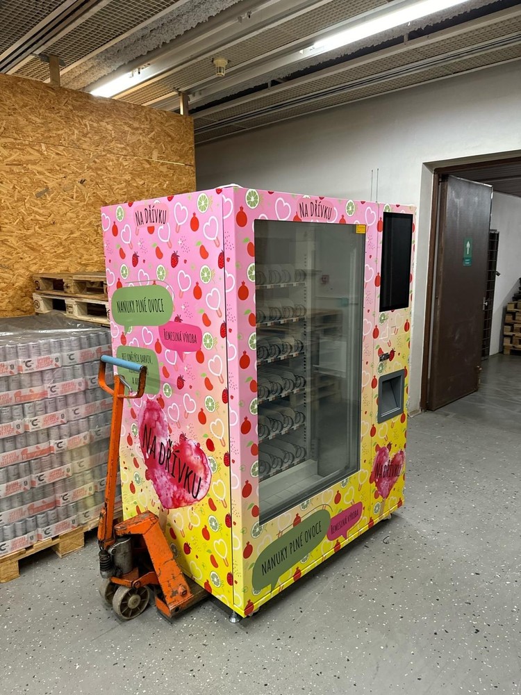 Automatic Products Vending Machine