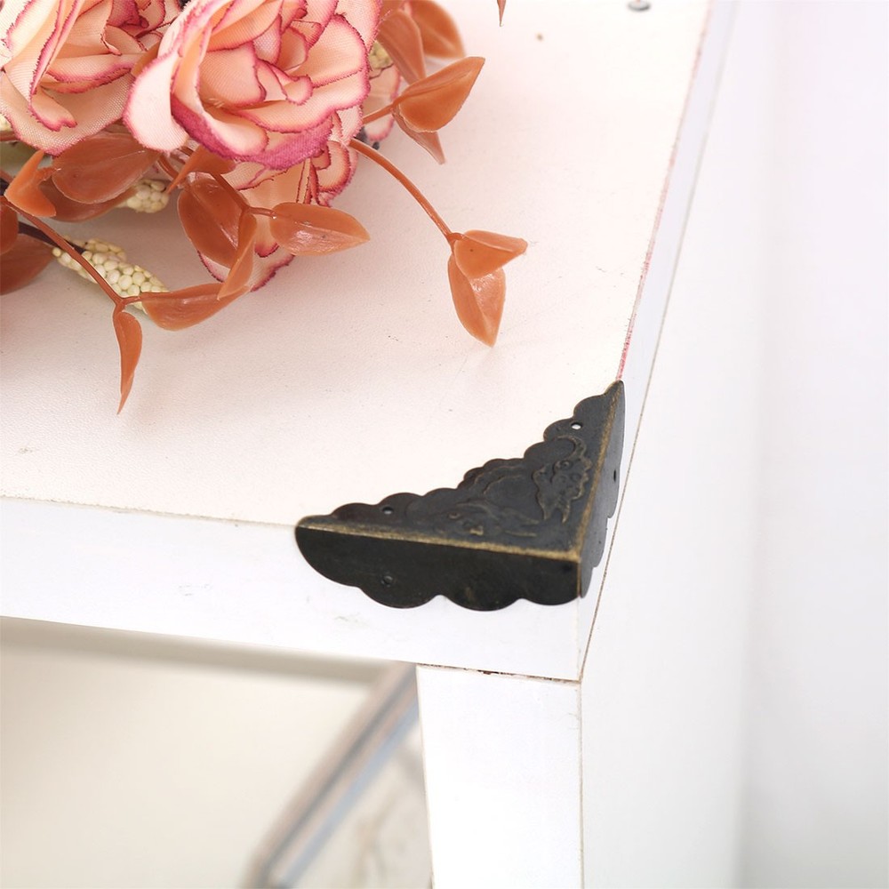 Vintage Corner Protective Box Triangle Frame Edge Corner Protections, 8pcs