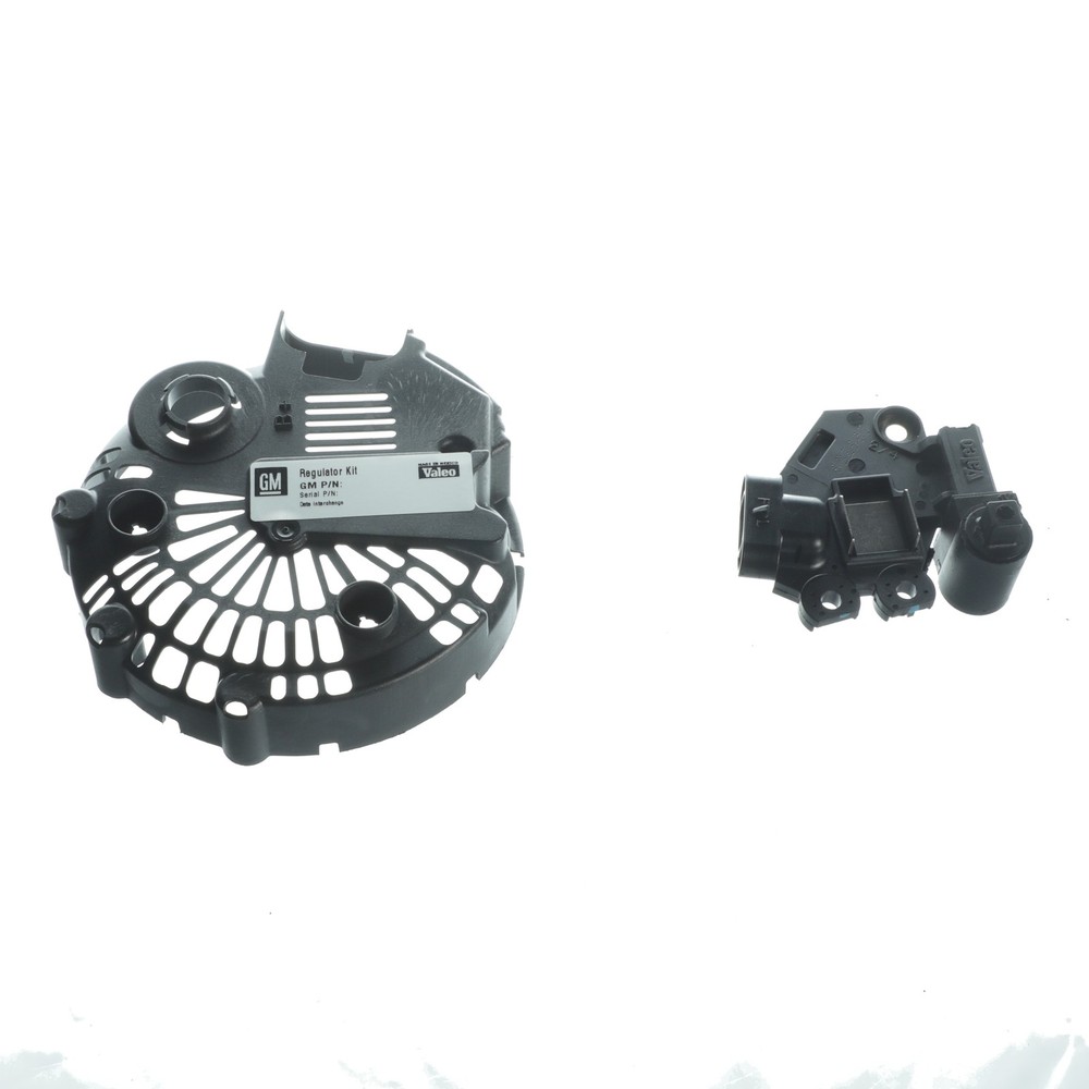 Genuine GM Voltage Regulator Assembly 15926088