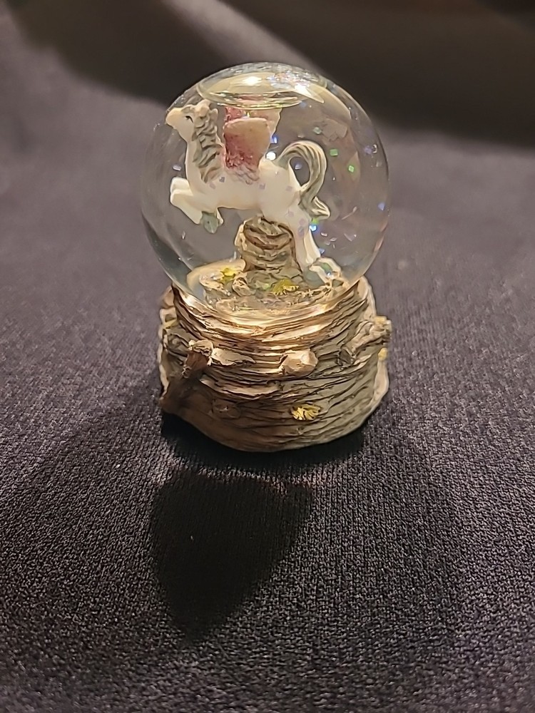 Westland Giftware Miniature Pegasus Snowglobe