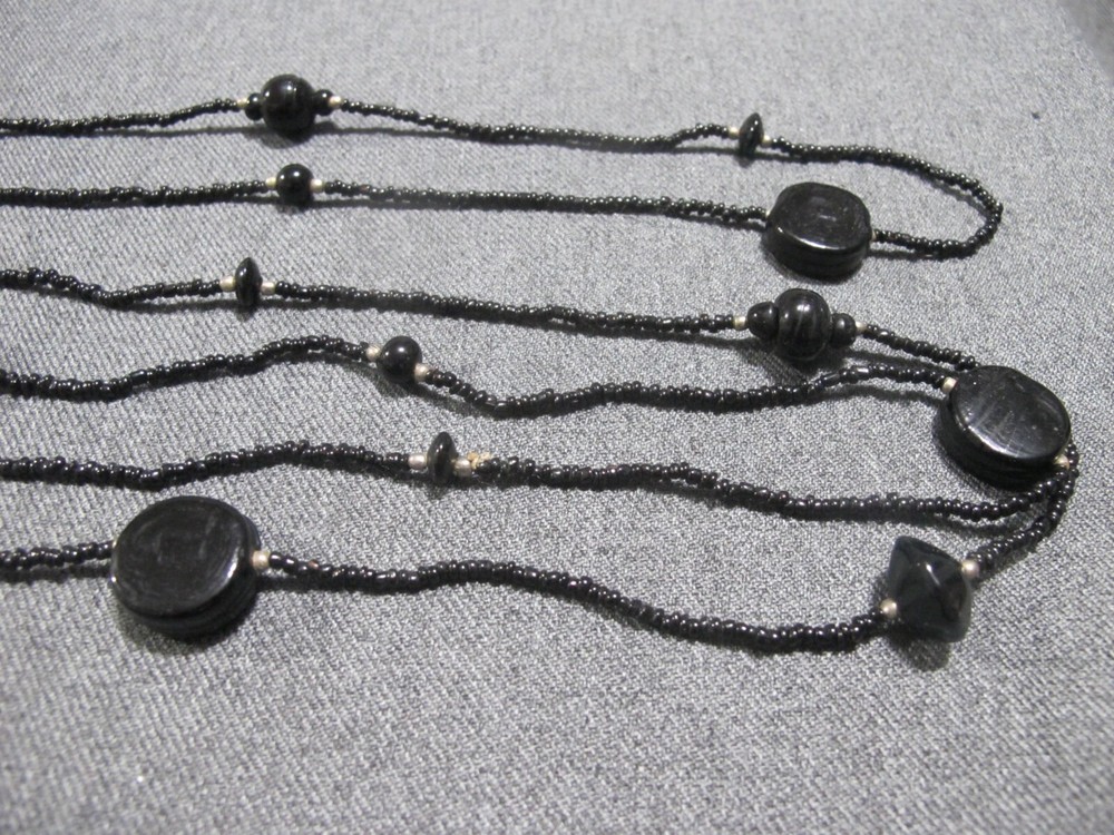 Vintage flapper style assorted black glass + tiny silvertone beaded necklace