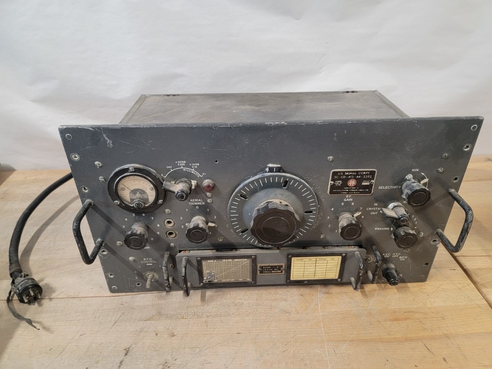 US Army Signal Corps Changeable Band Radio Transmitter W/ Modules! See All Pics!