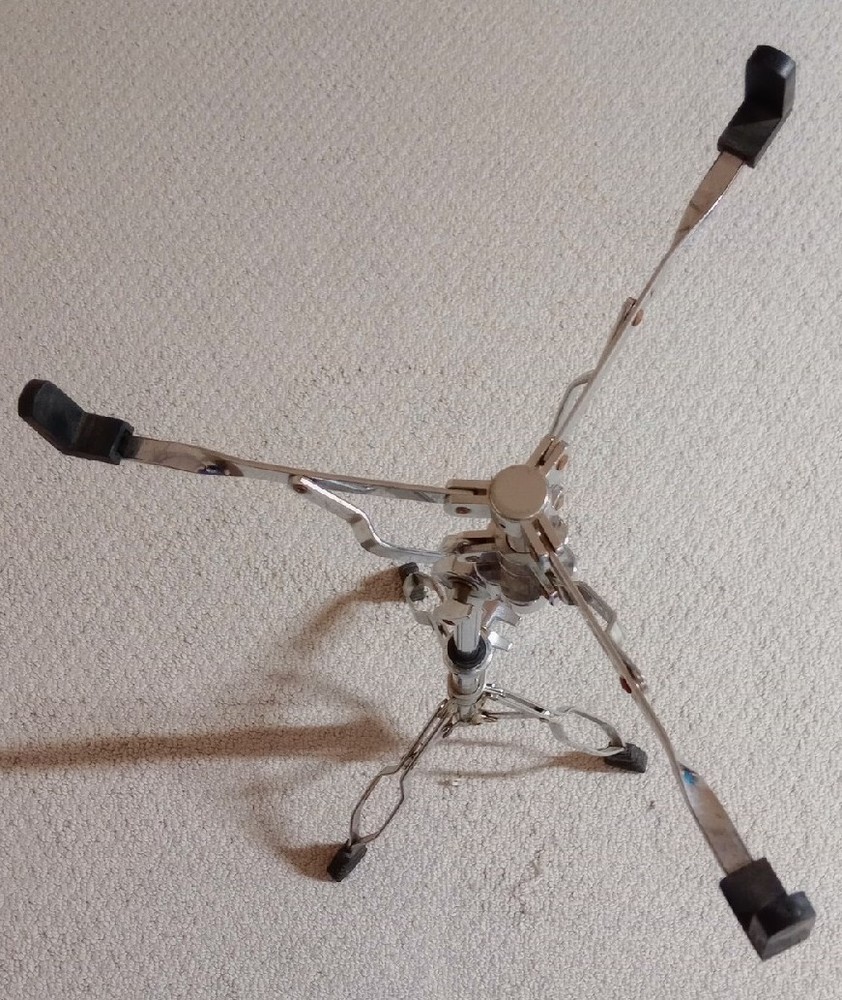 Extended Height Silver Snare Drum Stand 23
