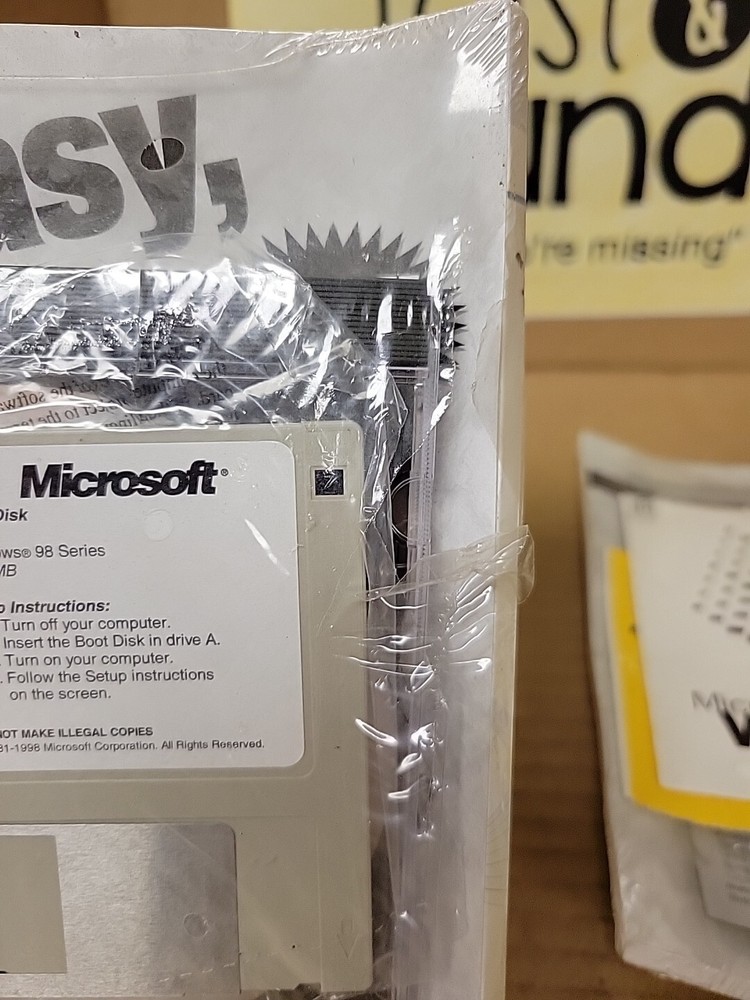 Windows 98 operating system with Boot Disk (floppy) +CD With Product Key *READ