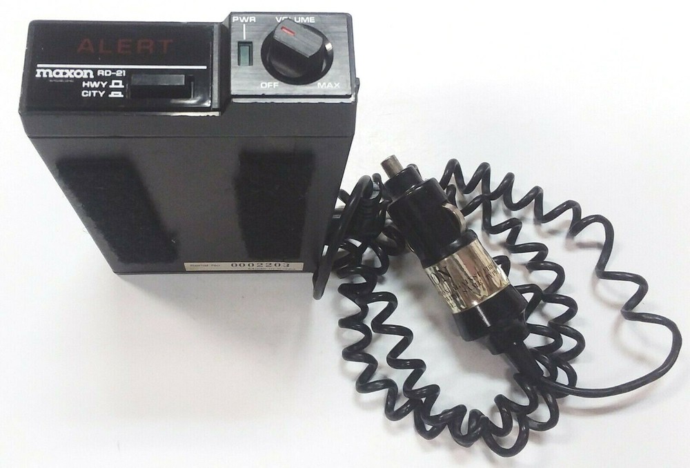 Maxon RD-21 Radar Detector Mini Black w/ Clip & 12 Volt Plug Cable Working