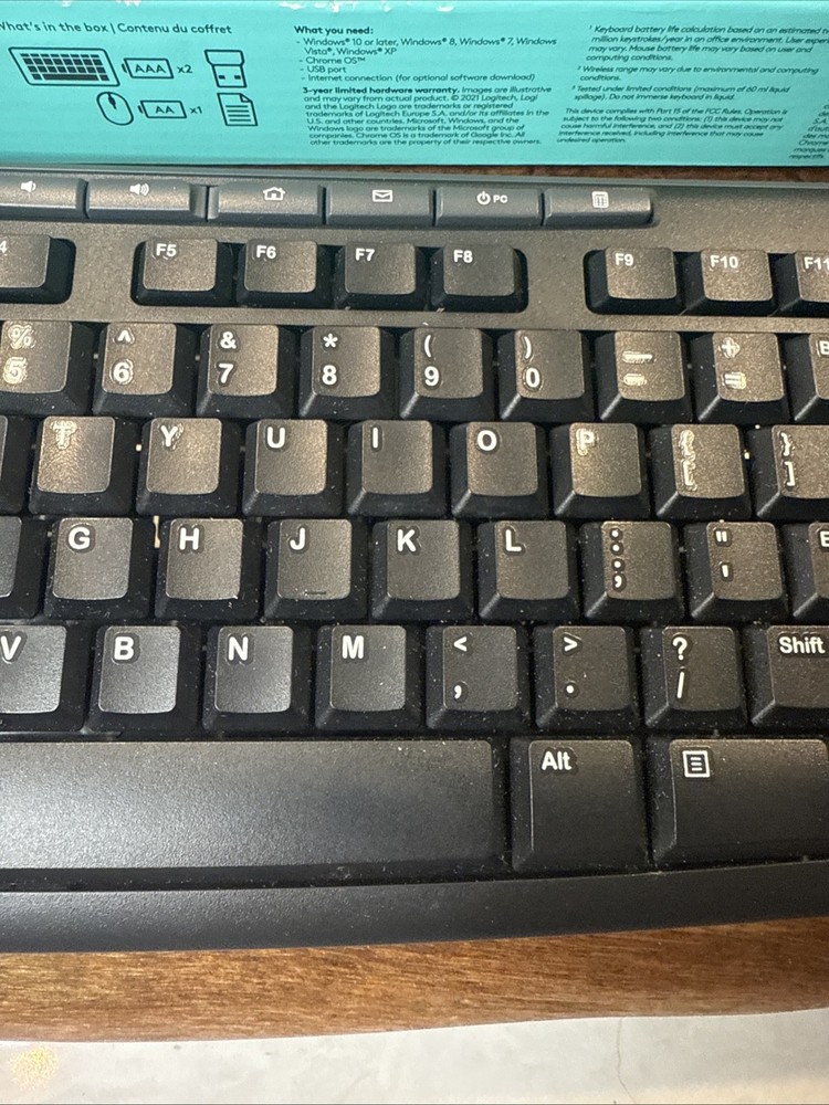 Logitech MK270 Wireless Keyboard & Wireless Mouse Combo