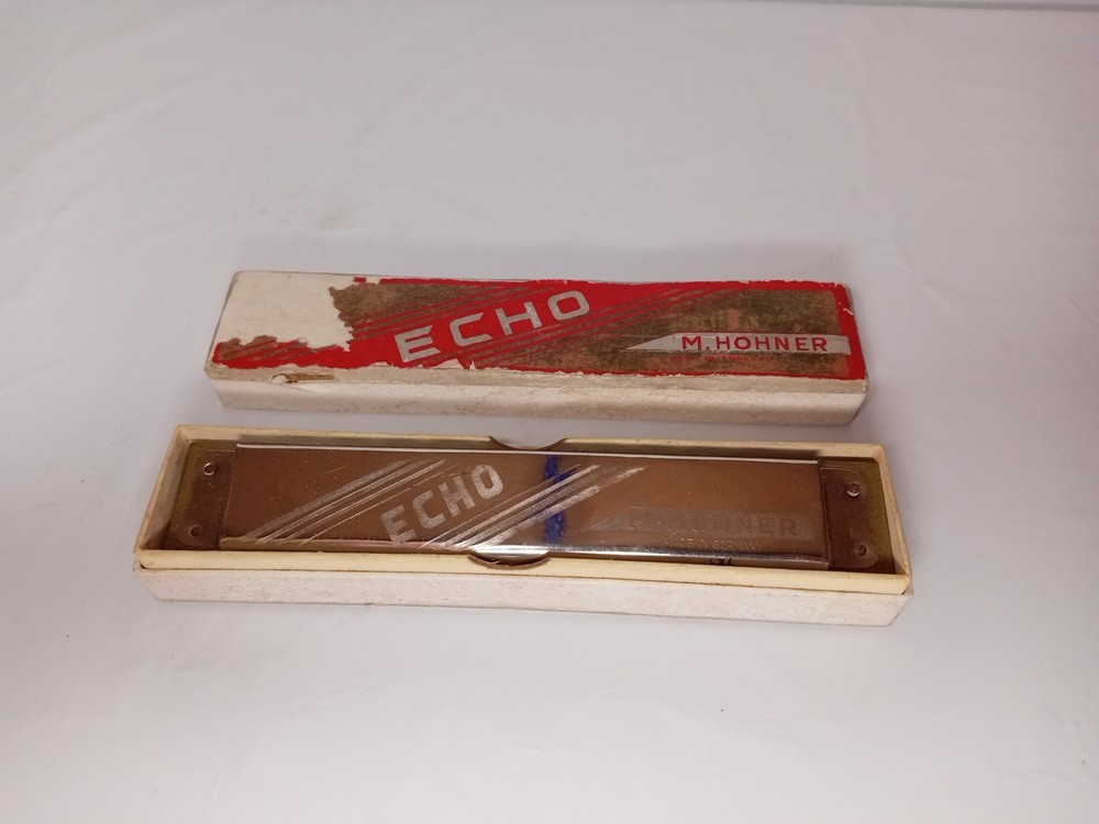 Vintage Echo M. Hohner Harmonica Key G