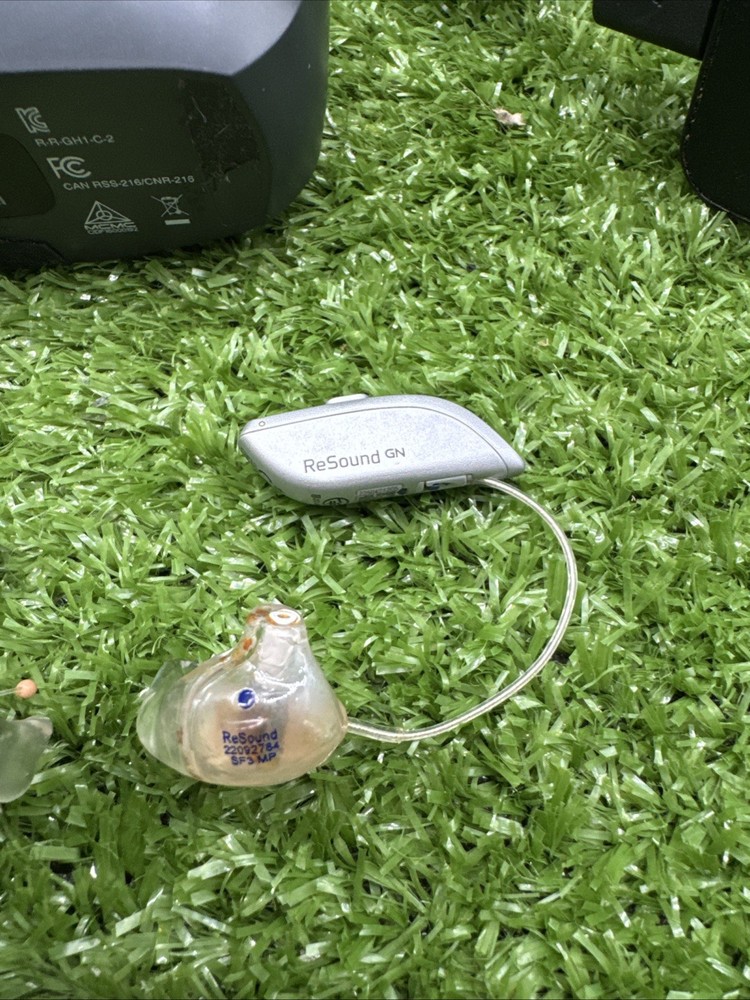 ReSound RT561-DRWC & C-2 Charging Case Hearing Aids. d3