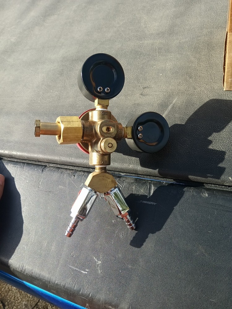 MicroMatic Primary Double Gauge Dual barb Co2 Regulator.