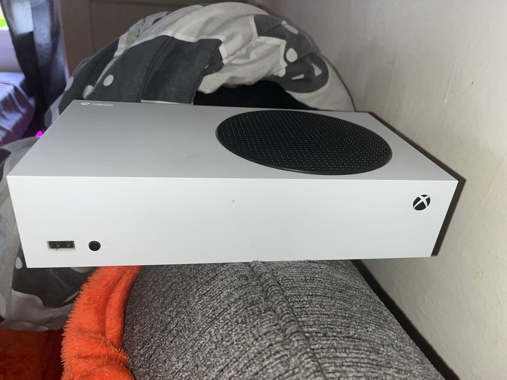 Xbox Series S Console Bundle with Wireless Controller