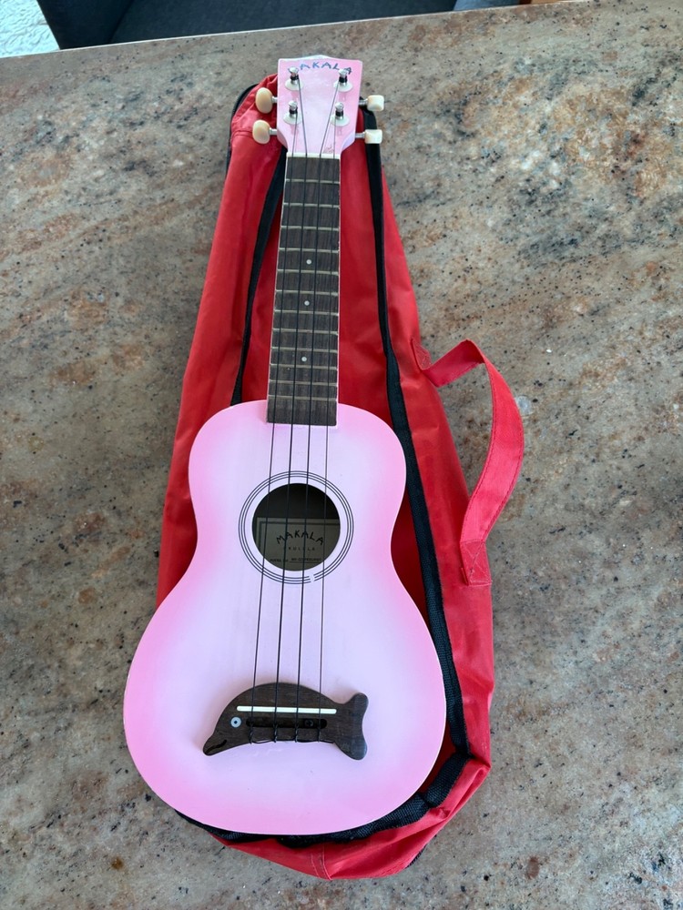 MAKALA MK-SD Soprano Ukulele MK-SD/PKBURST