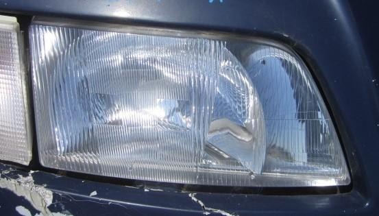 For 2005 VOLVO VNM HEADLIGHT Right ,  MD