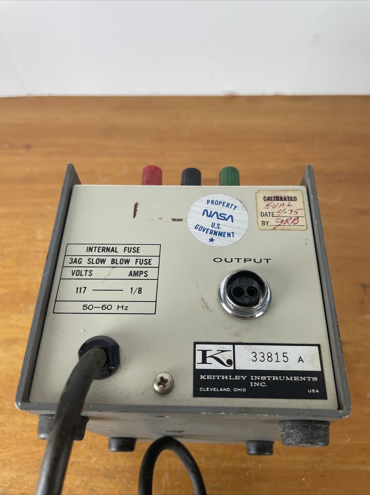 Vintage Keithley Instruments Isolating Amplifier 399