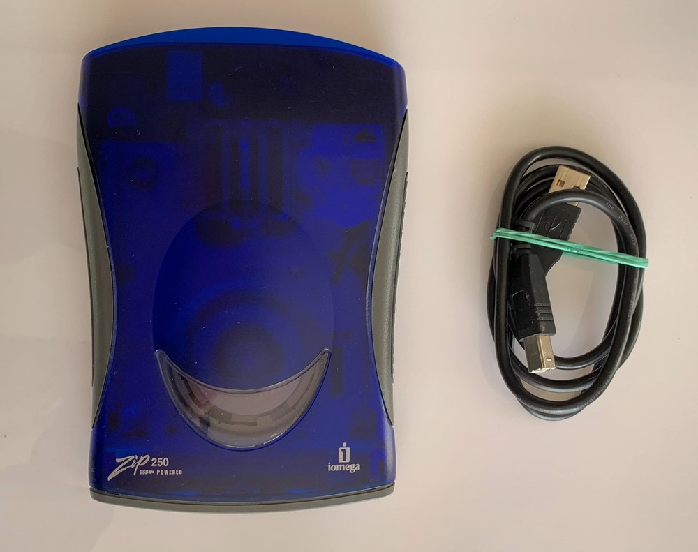 Iomega Zip USB-Powered External Zip Drive - 250MB - 1 x USB External