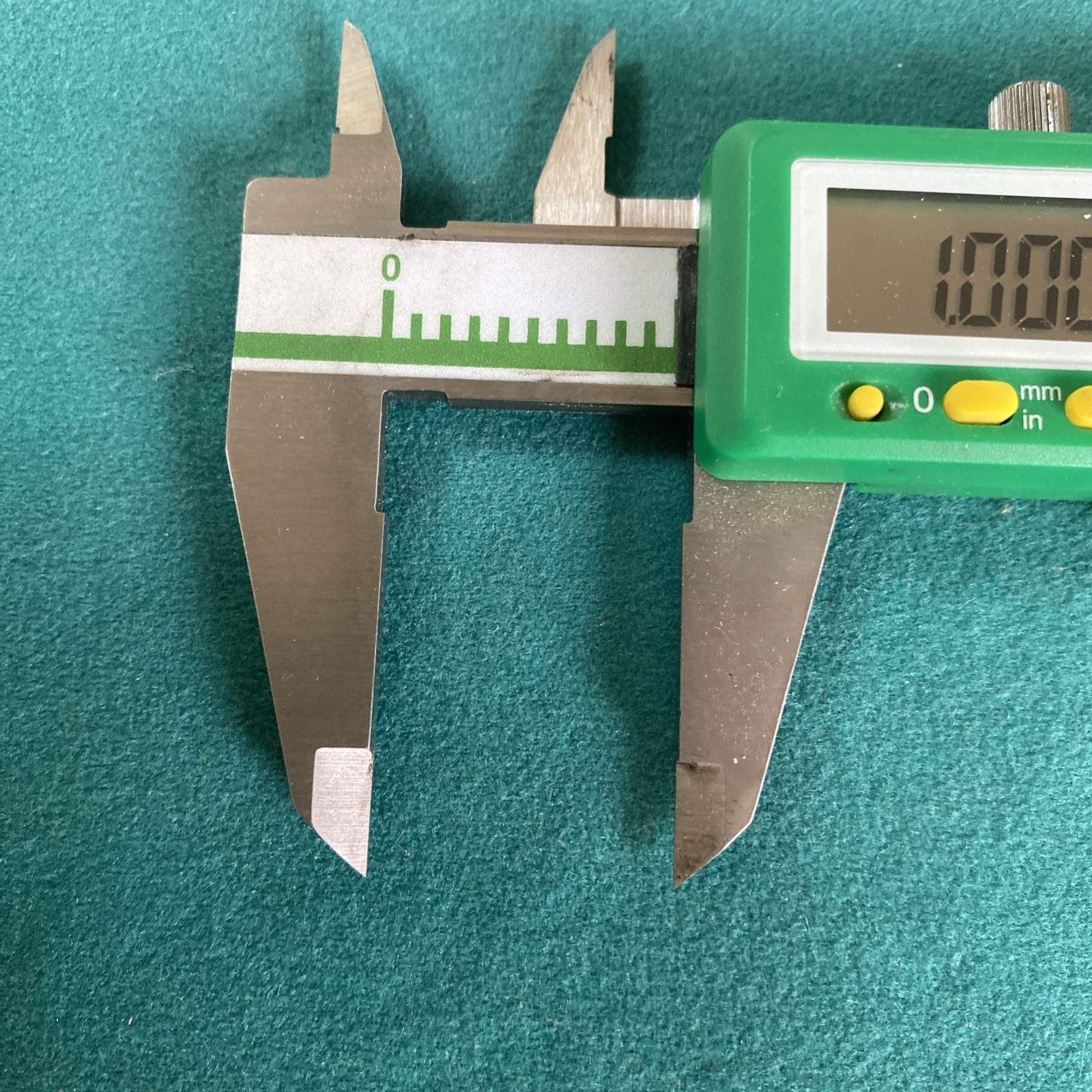 RCBS 87323 Electronic Digital Caliper In Case, New Battery, USED