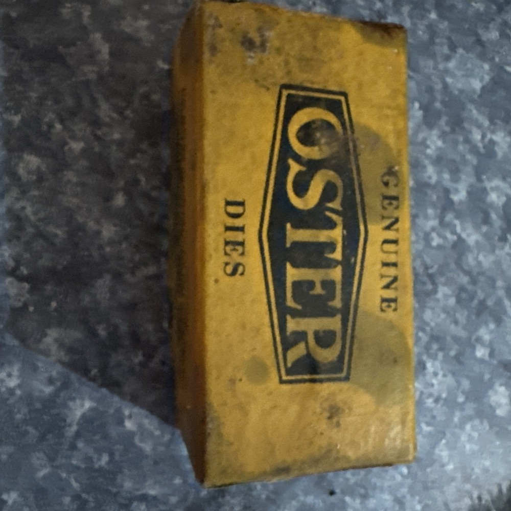 OSTER 2RS 572 CW 1/2” & 3/4” Pipe Die Set