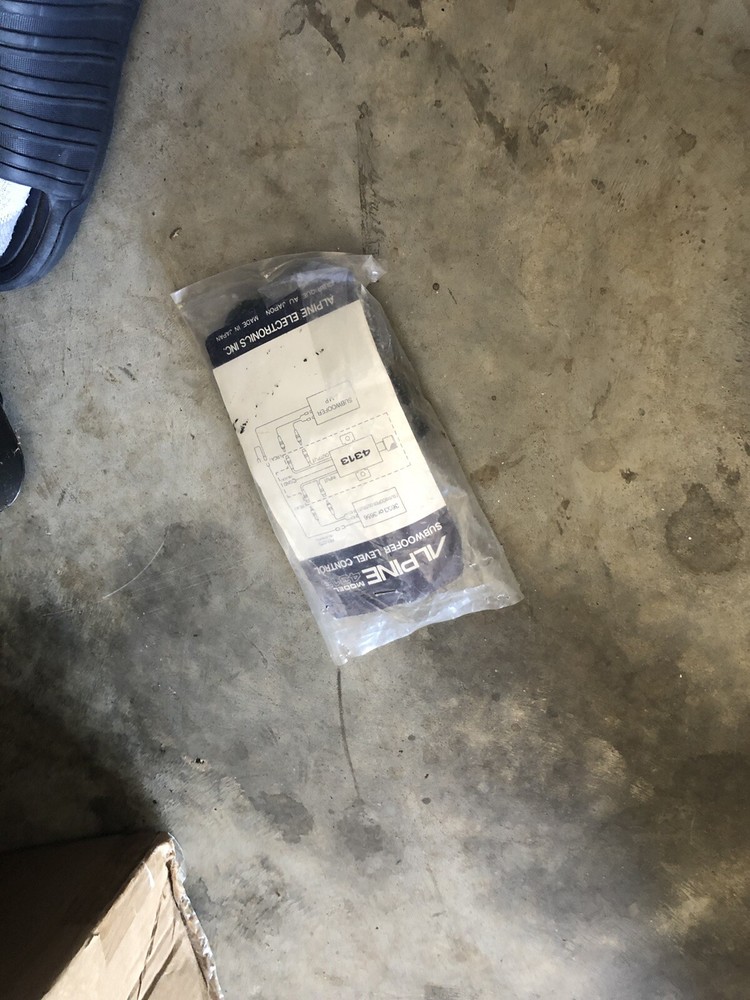 Alpine Subwoofer Control 4313