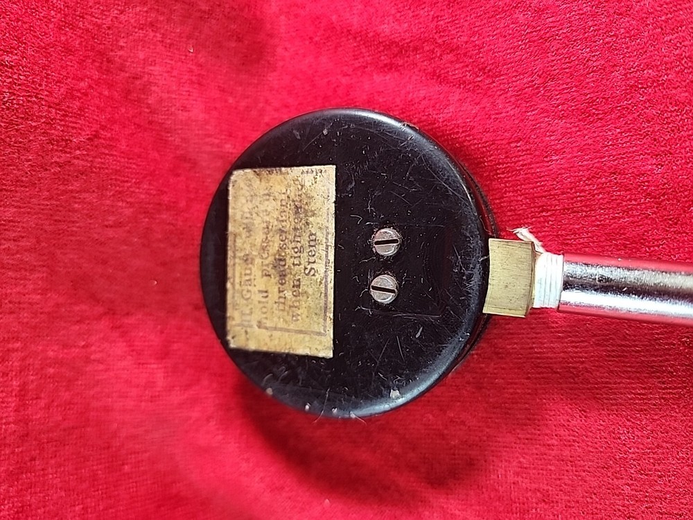 Vintage Compression Tester 300 LBS. Per Square In.
