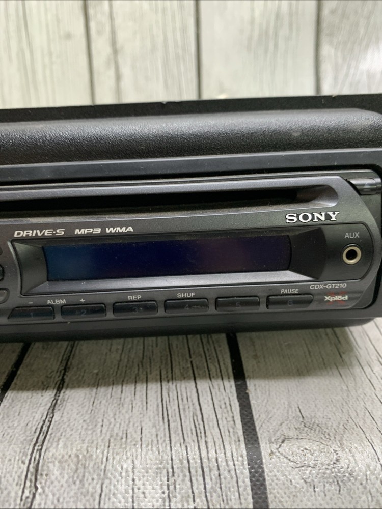 Sony CDX-GT210 Car Stereo Xplod Untested