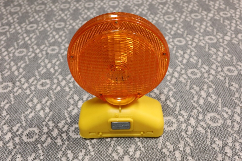 New Toughlite 2000 7.5" Barricade Warning Light