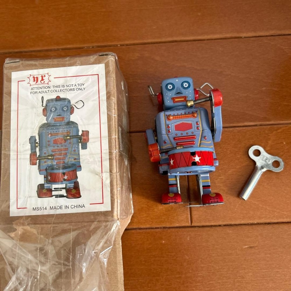 Vintage tin toy mini