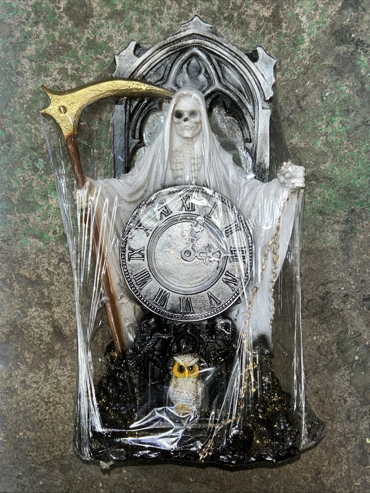 Santa Muerte White 11in