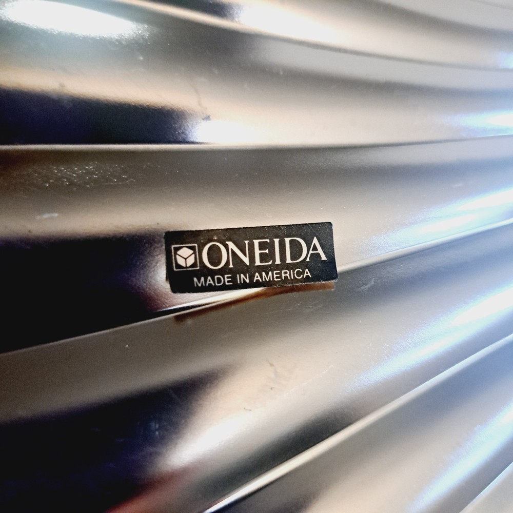Seashell Silverplated 14'' Bowl By Oneida From Late 80's