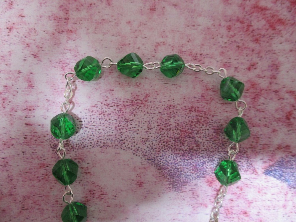 Saint St. Jude 9 bead Chaplet (8 mm Green faceted glass bead)