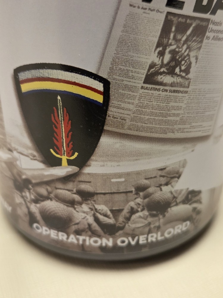 WORLD WAR ll , 80th ANNIVERSARY VICTORY MUG