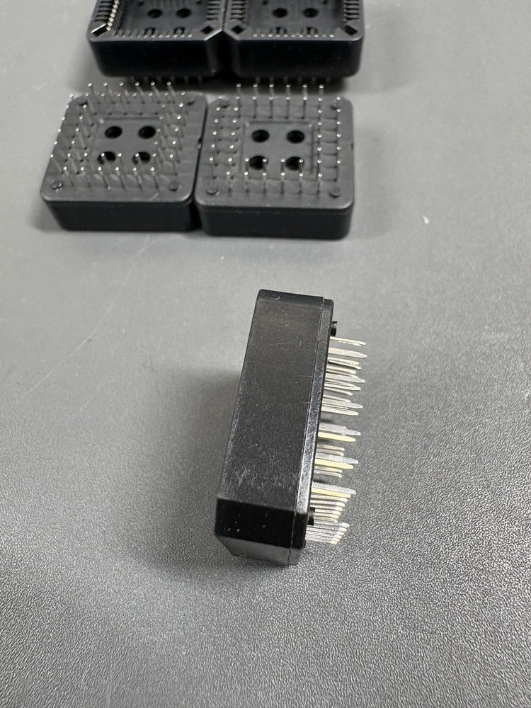 PLCC 44 Pin IC Sockets Through Hole Square Chip Sockets Lot 10