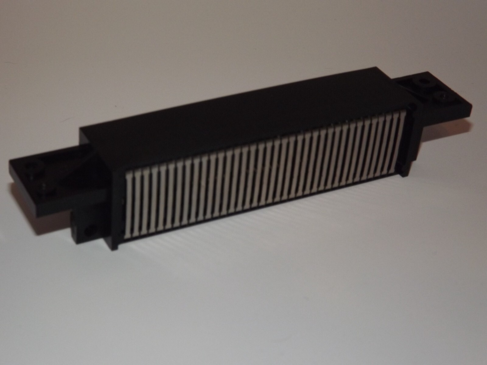 Original OEM Nintendo NES 72 Pin Connector Replacement Part with Instructions