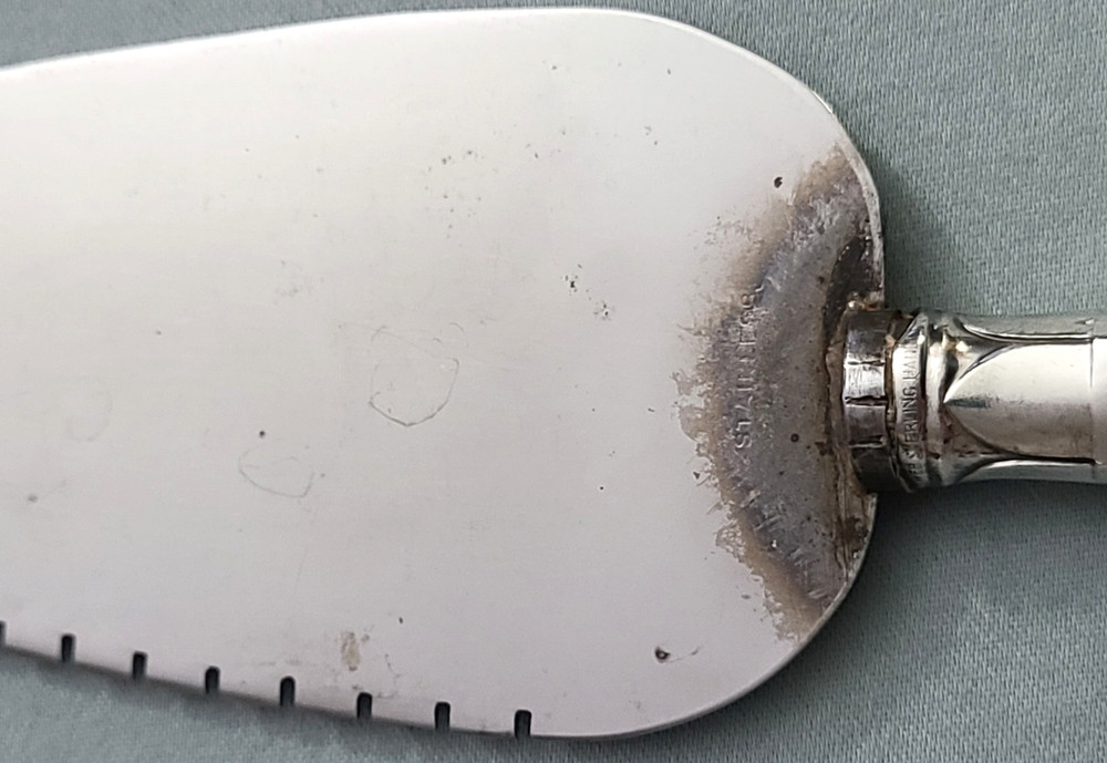 Vintage Web Silver Co sterling silver handle cake / pie server, stainless blade