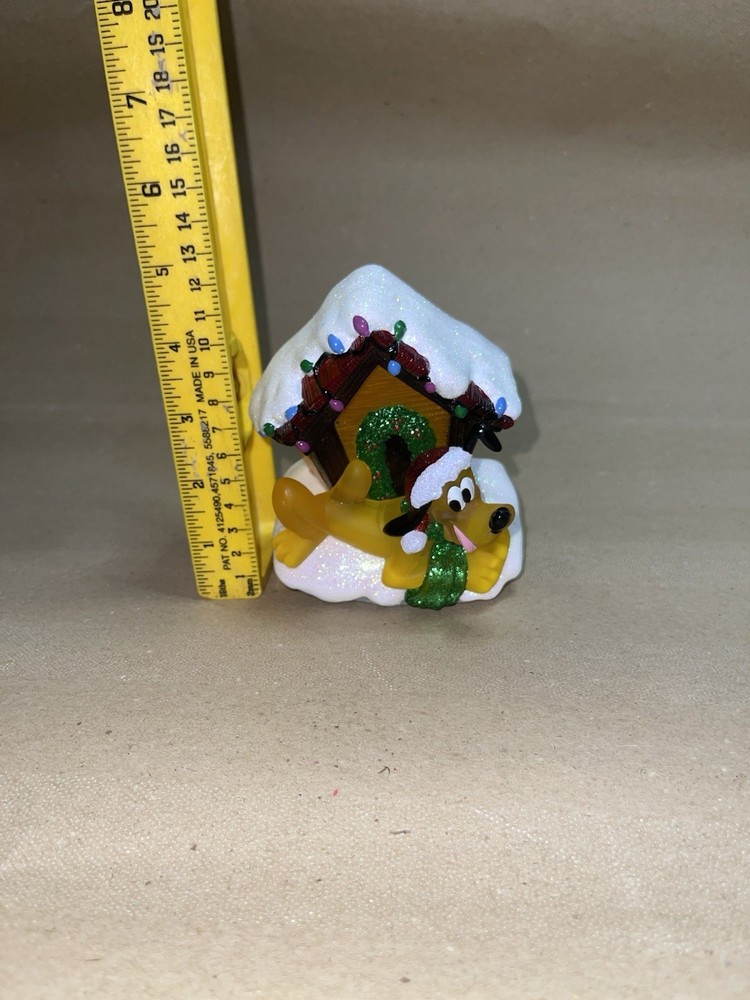 Disney Pluto Christmas Dog House Nightlight
