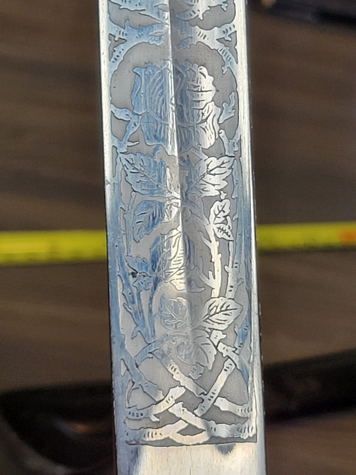 WWI German Presentation Artillery Officer's Sword, Rose Motif