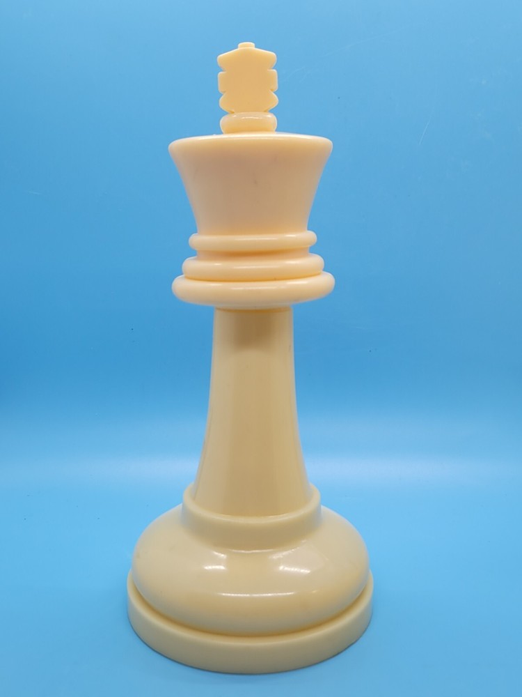 Giant Plastic Chess Pieces 4.25" -8.25"
