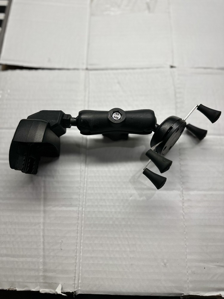 Quantum/Pride Ram Cell Phone Holder W/mount