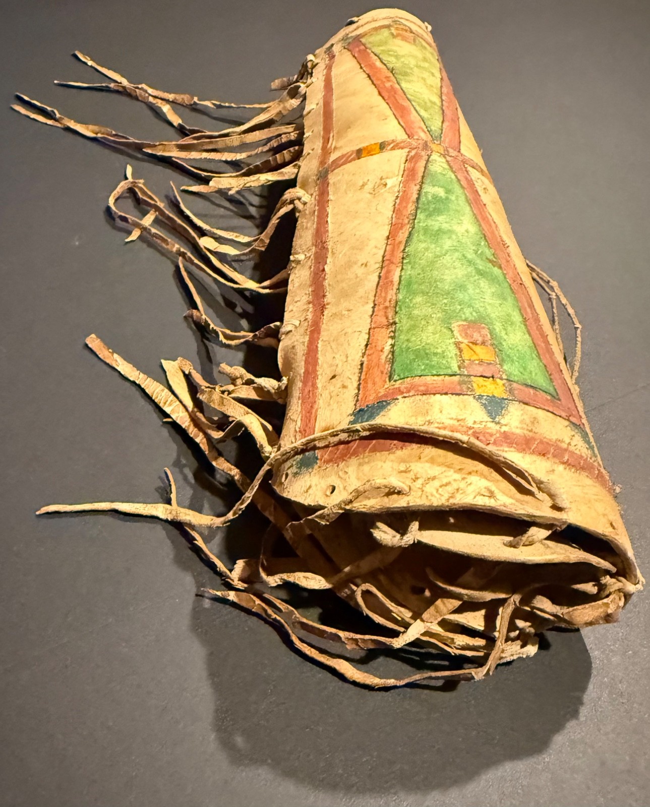 19TH C PLAINS PAINTED PARFLECHE CYLINDER CASE WITH FRINGE, EXCELLENT, NR!