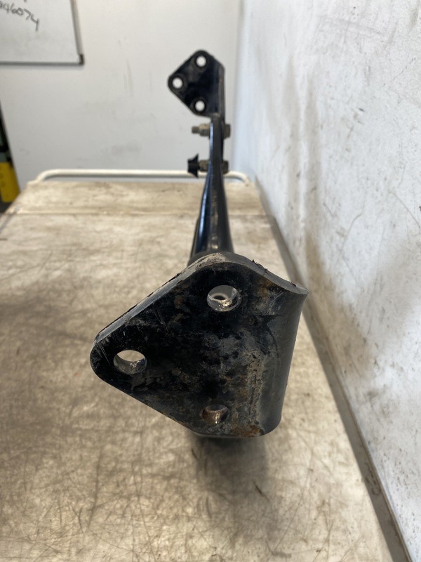 2011 Peterbilt 386 Frame Crossmember A2410793 (648-12823)