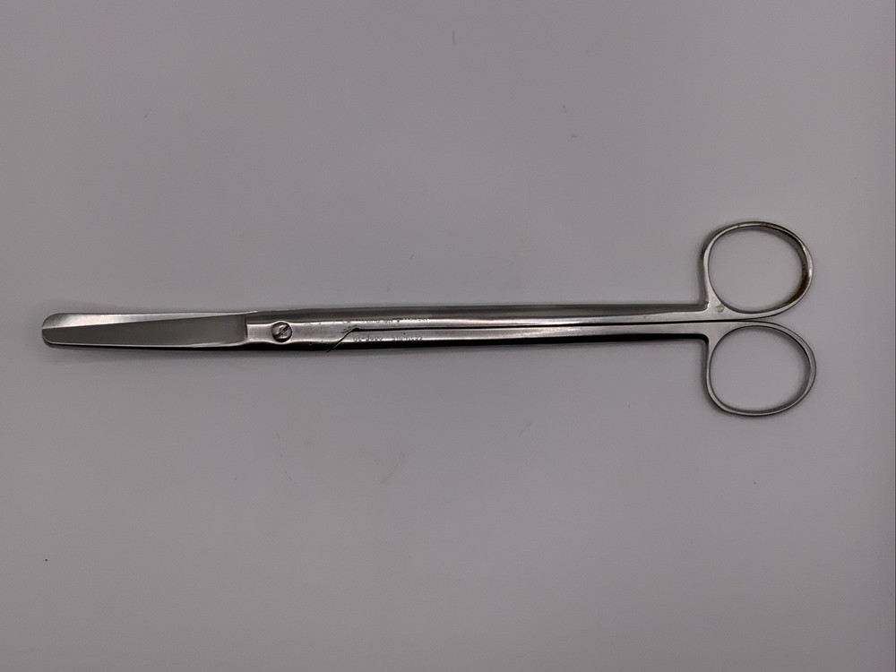 V. Mueller Curved Blunt Tip Scissors GL3406