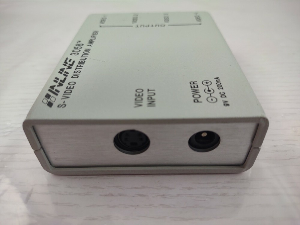 INLINE 3056 S-Video Distribution Amplifier