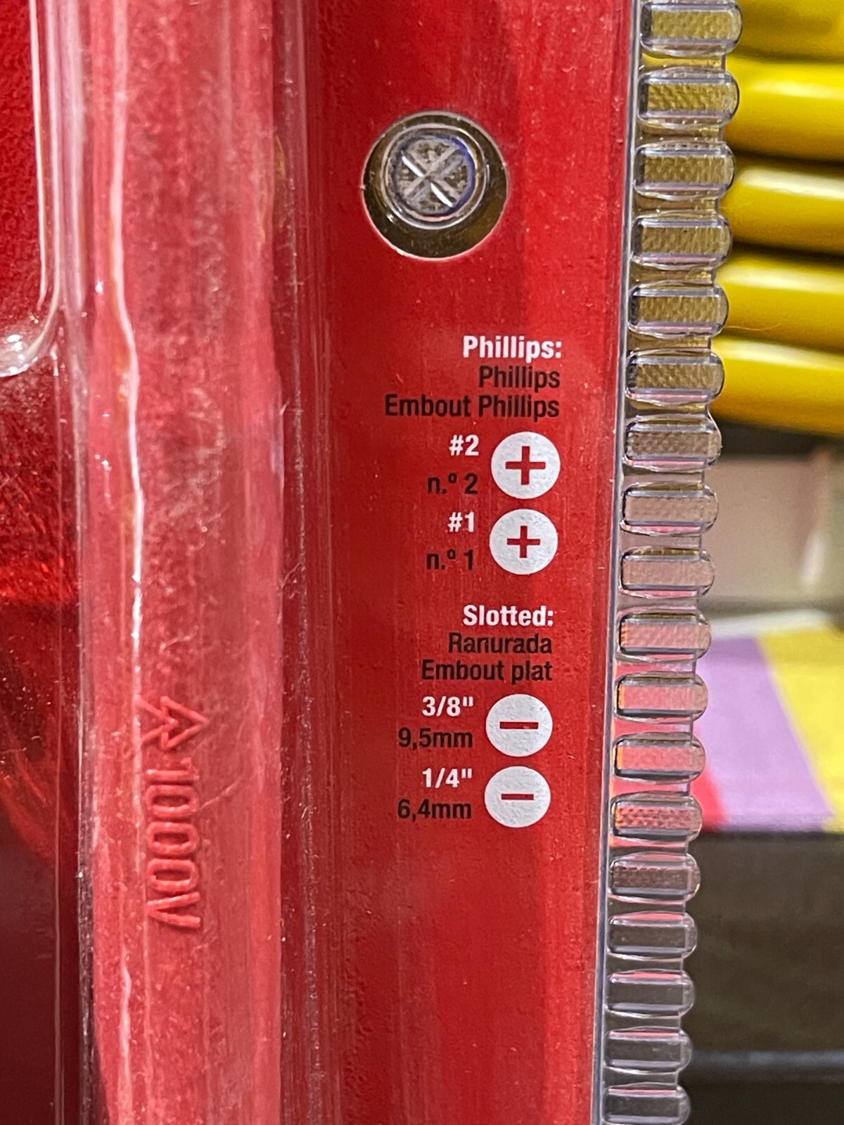 Milwaukee 1000V Insulated Electricians Hand Tool Sets (48-22-2215 & 48-22-2204)