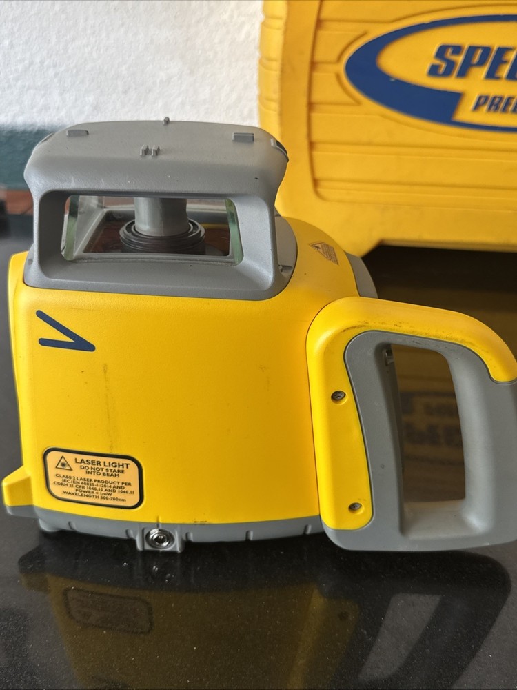 Spectra Laser Level LL300S w/HL450Receiver