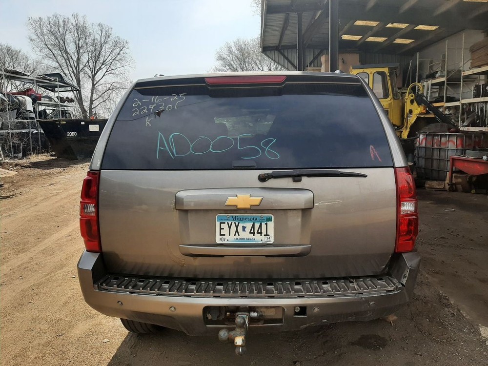 TAHOE 2012 High Mounted Stop Light 942064